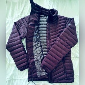 Women’s Columbia Lightweight Coat. Size Small. Dark Purple.